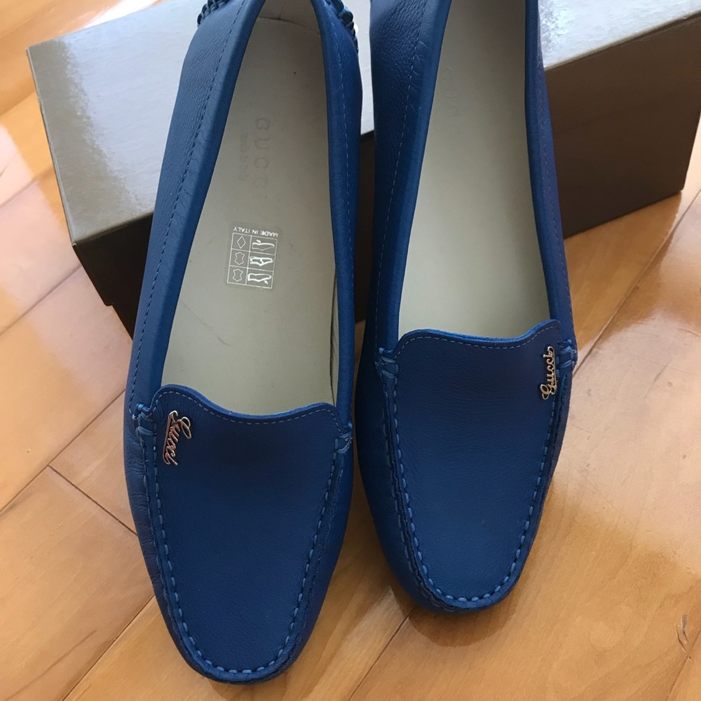 Women Gucci shoes US 6